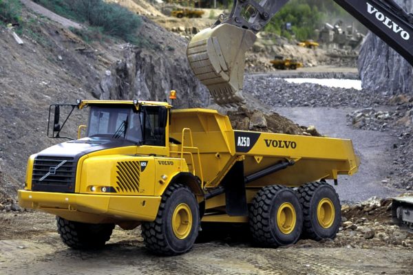 Détail 1er choix dumper volvo a25-d